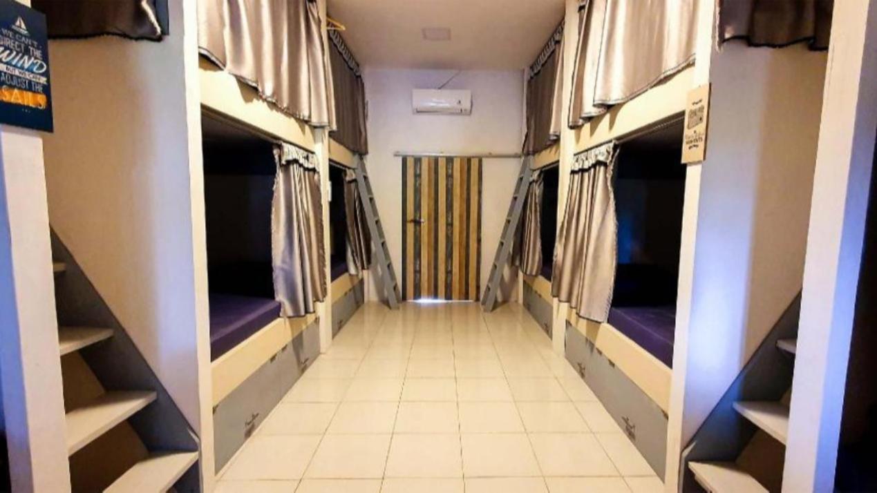 Tiny Room Hostel Toyapakeh ภายนอก รูปภาพ